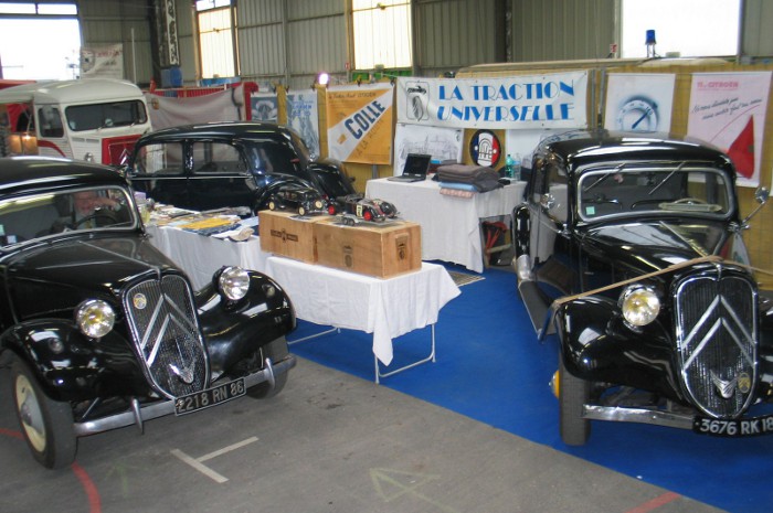 Le stand TU à la bourse de Châtellerault